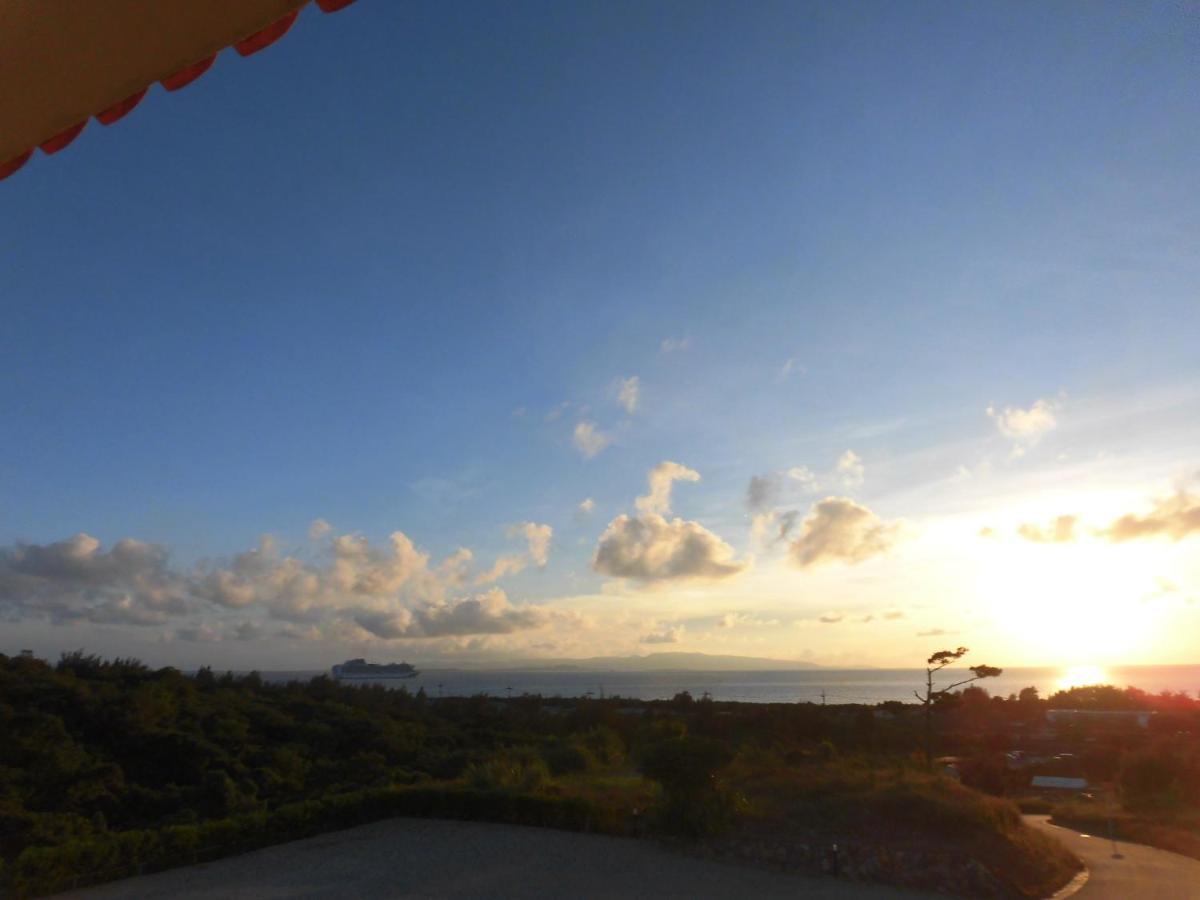 Sakura Resort Hotel Ishigaki Ishigaki  Екстериор снимка