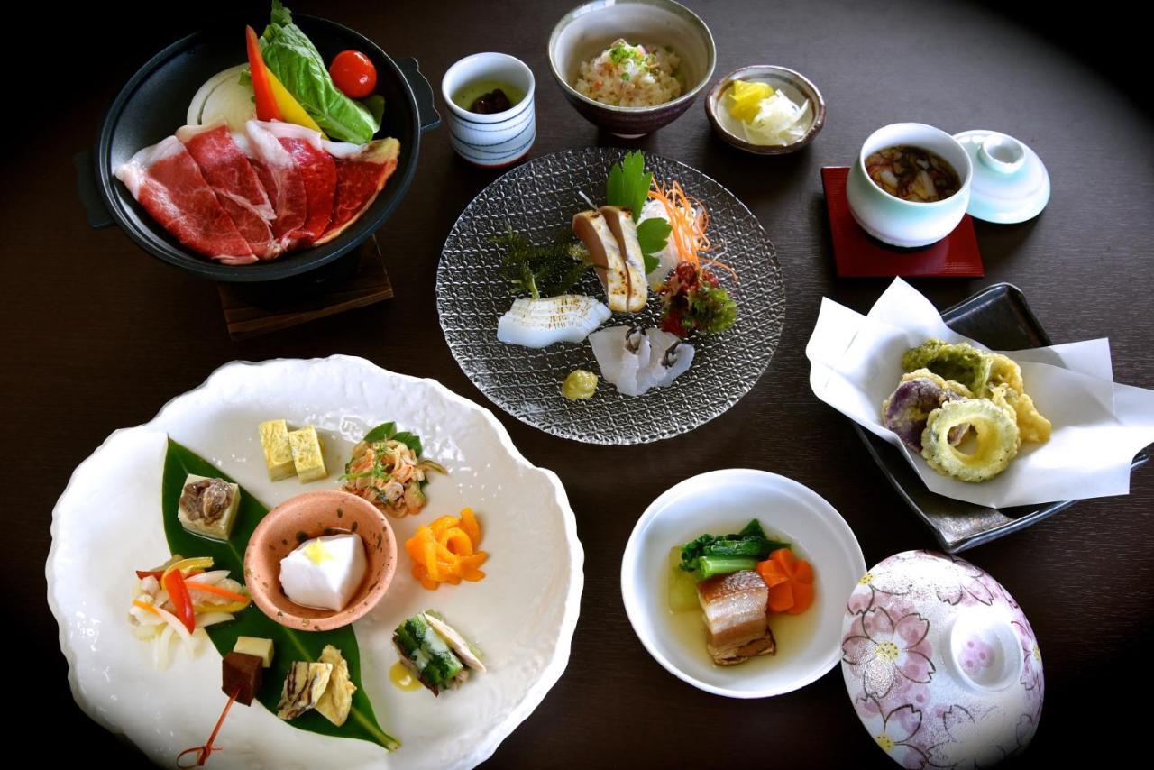 Sakura Resort Hotel Ishigaki Ishigaki  Екстериор снимка